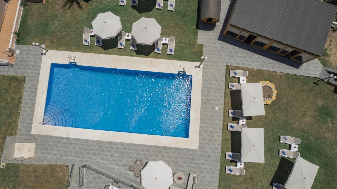 Hotel El Chaparral มิฮาส ภายนอก รูปภาพ