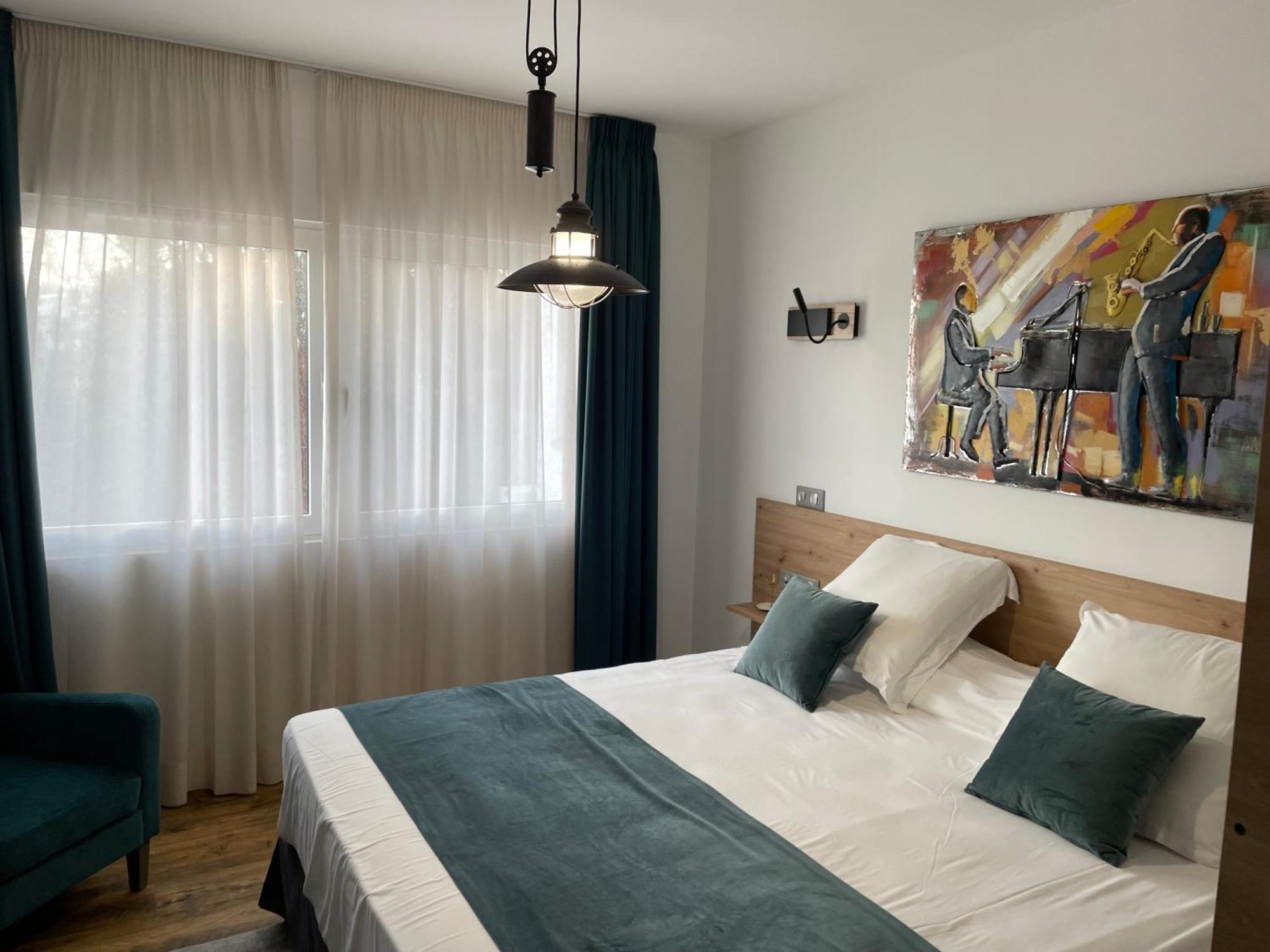 Hotel El Chaparral มิฮาส ภายนอก รูปภาพ